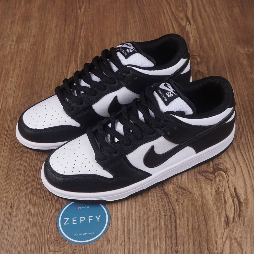 dunk low red black white