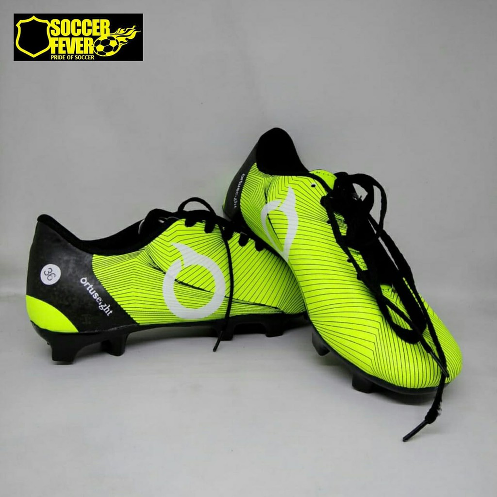 Sepatu Sepak Bola Anak Ortuseight Hijau Stabilo Hitam List Putih Kids Terbaru