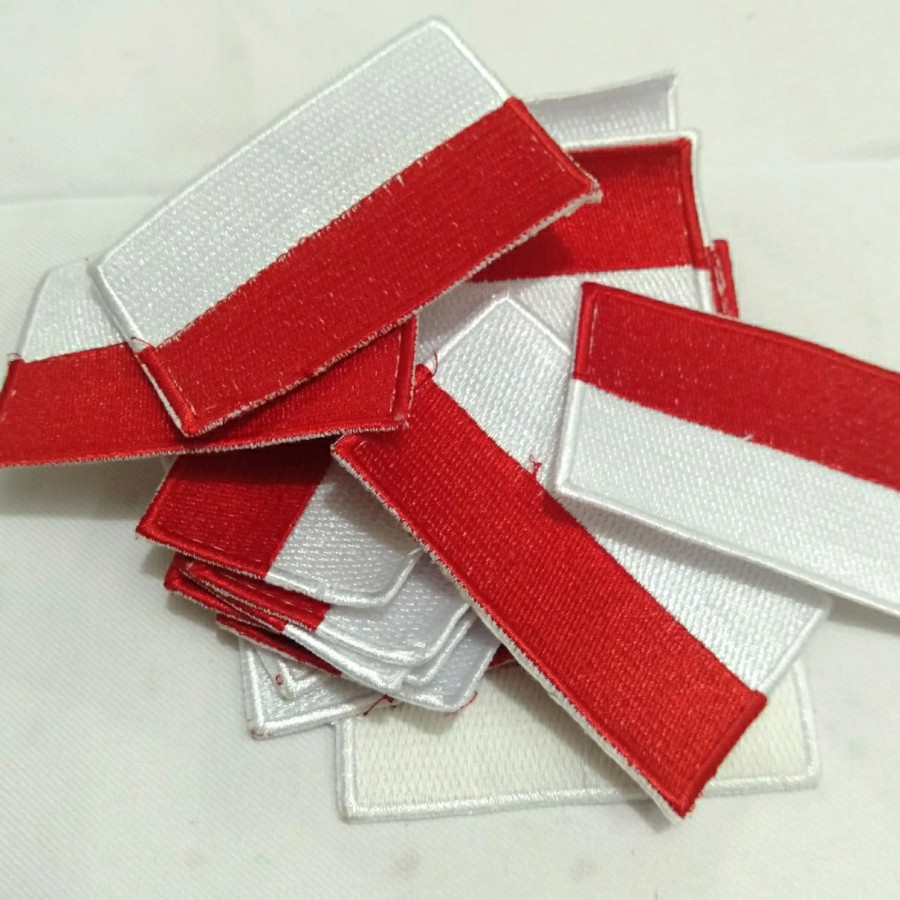 badge bordir merah putih