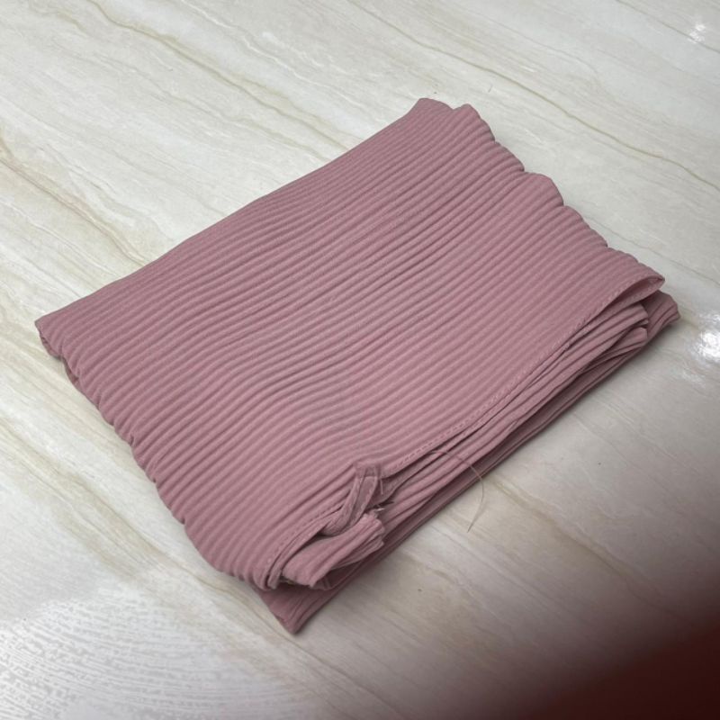 NAMIRA HIJAB/Bergo Maryam Plisket Lidi-Nude