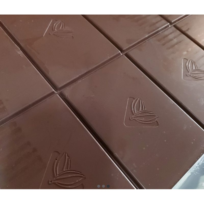 

dark compound chocolate. coklat tulip 1kg kemasan polos