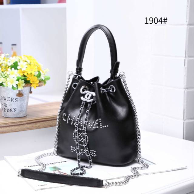 Tas fashion cantik serut Tas Chanel 1904