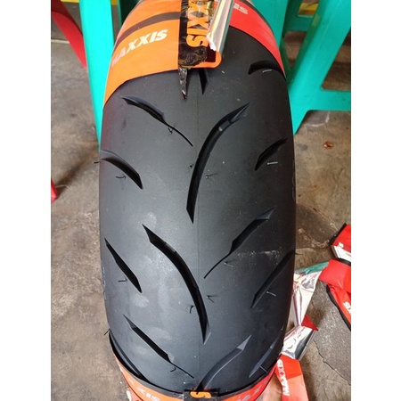 BAN LUAR MAXXIS 140/70-14