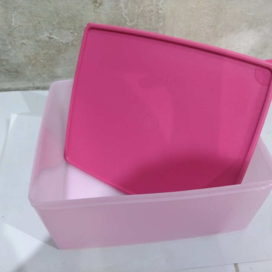 Tupperware Toples Kotak Besar 6L, Free tumblr 440mL / TOPLES MAKANAN BESAR KOTAK PENYIMPAN CEMILAN