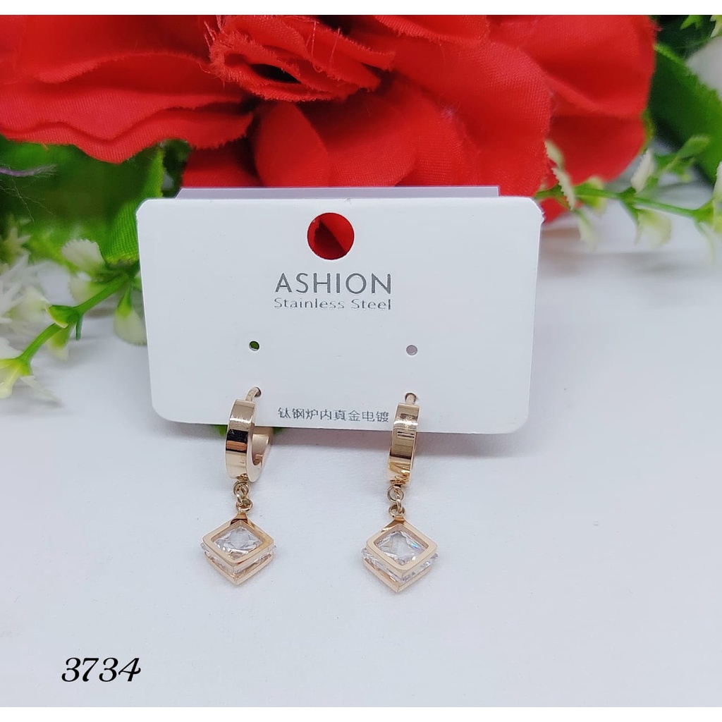 Anting–anting titanium  3734