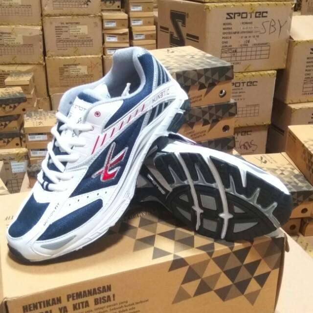 Sepatu spotec kinetic white blue