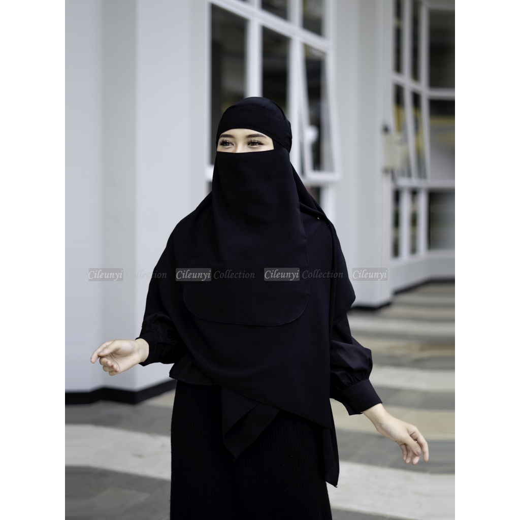 Niqab Cadar Bandana Grade A / Cadar Bandana Wolvis / Niqab Muslim / Cadaar Muslim Niqob Wolfis Hitam Woolpeace Koleksi Syari Cadar Bandana Cantik Tali Besar Niqab Murah Model Terbaru 2022 Gratis Ongkir Cadaar Arab Saudi