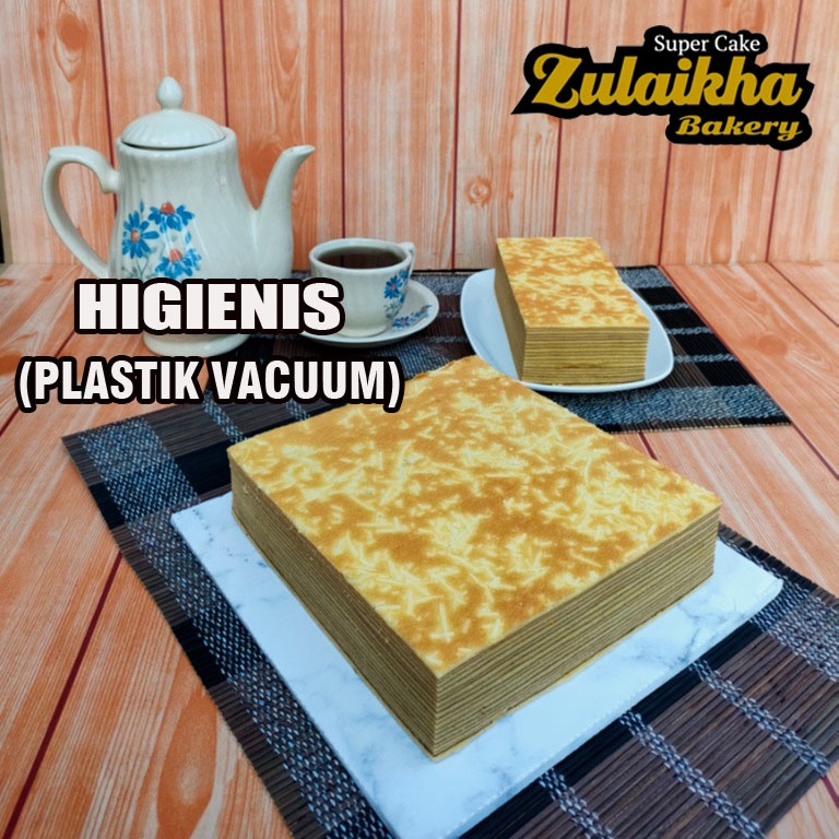 Lapis legit keju parut