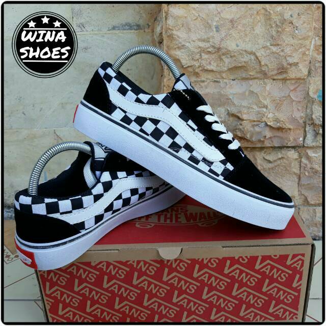 Sepatu Vans Old School