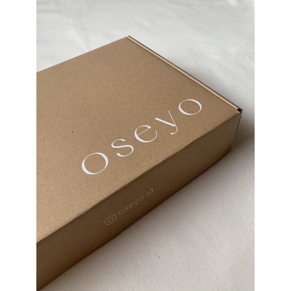 OSEYO - Gift Box &amp; Card