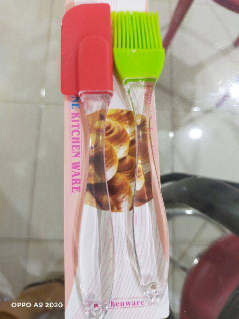 Spatula dan kuas kue silikon lembut set