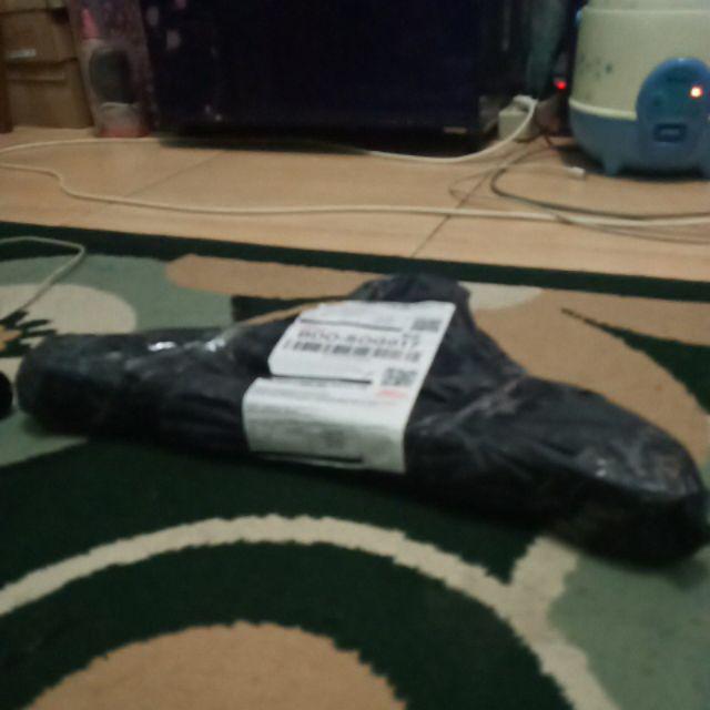 Hanger Plastik Segitiga Murahhh Banget Di Jual Perlusin / 12 Pcs