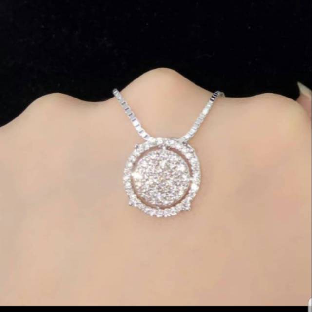 Kalung liontin bulat
