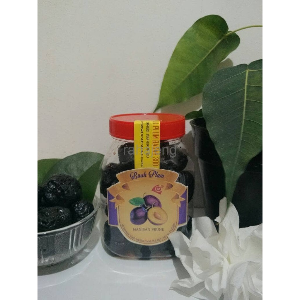 

BUAH PLUM BASAH