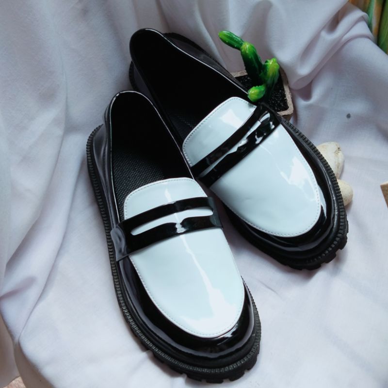 sepatu wanita strip black mauraa