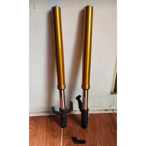 USD R15 vva kanan dan kiri