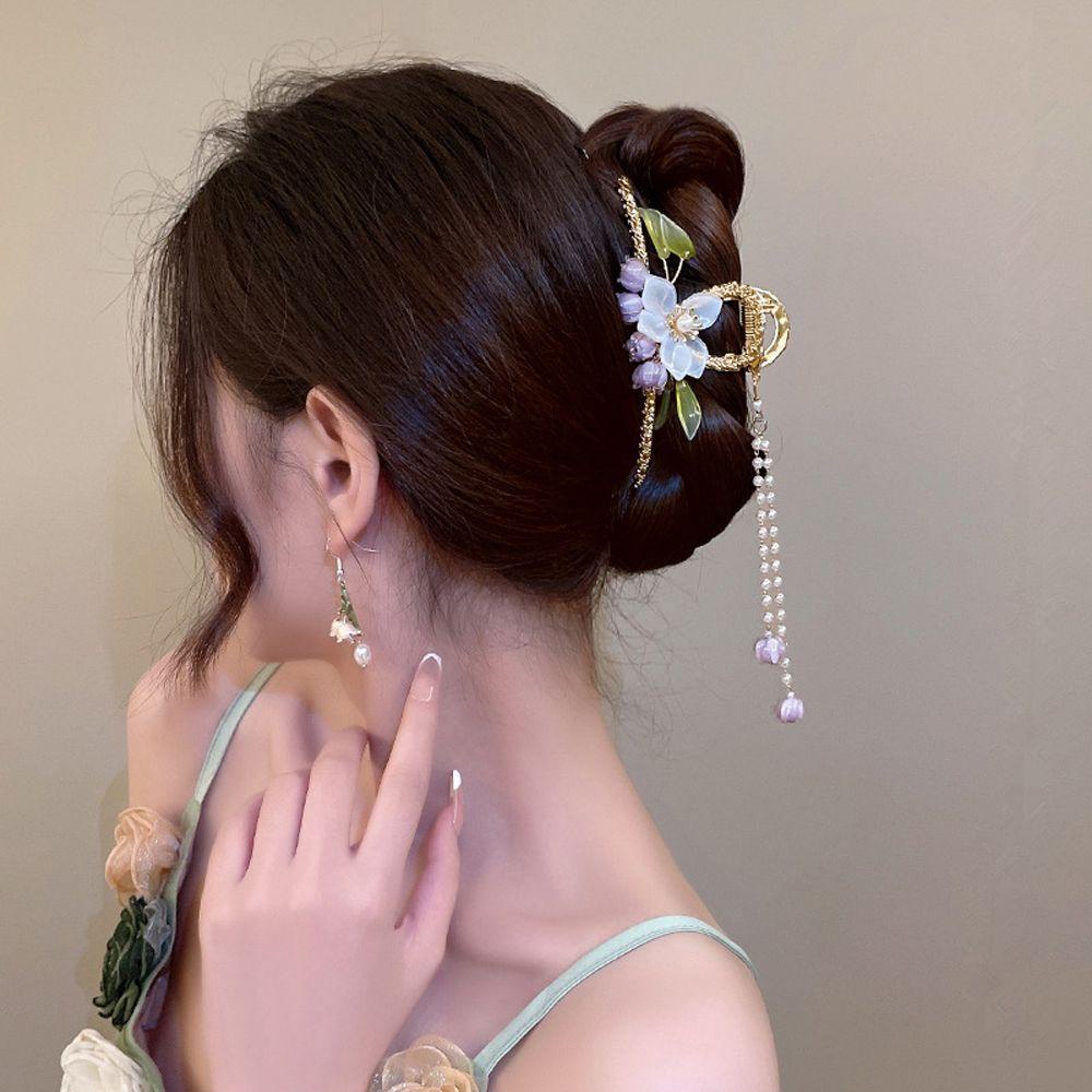 Needway   Female Hair Claw French Vintage Aksesoris Rambut Elegan Rumbai Peri Hiu Klip