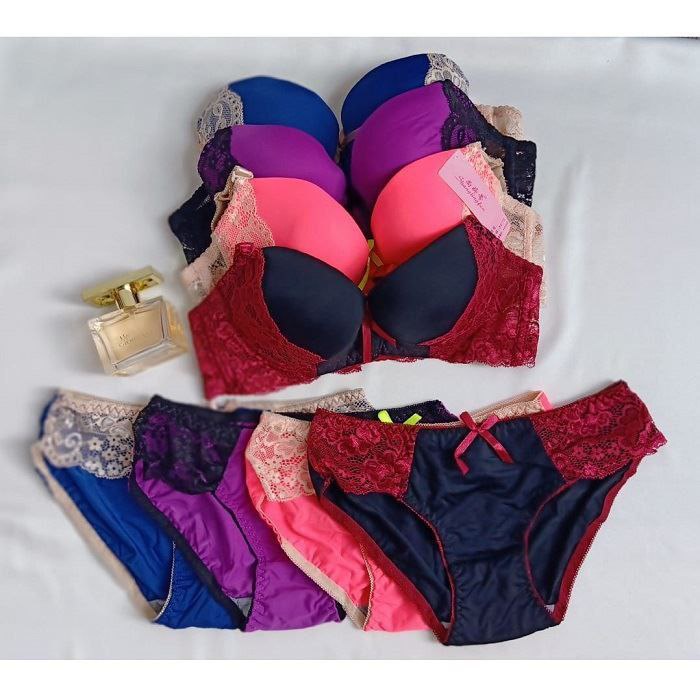 set pakaian dalam wanita