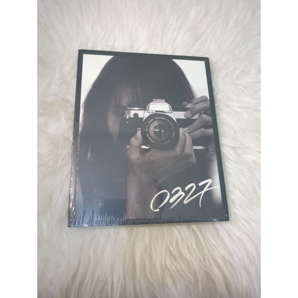 Lisa Photobook 0327 vol 1 sealed