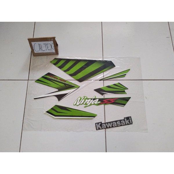 Striping Kawasaki Ninja SS 2014 2015 Hitam Hijau