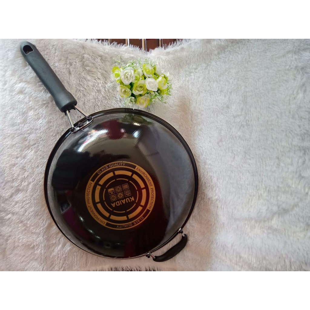 Kuali Enamel ganggang