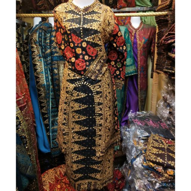 Batik couple palembang