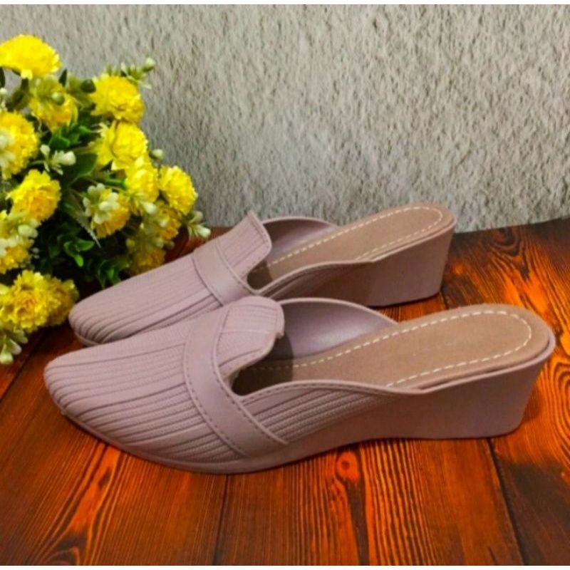 SEPATU SANDAL WANITA PORTO LADY SANDAL SLOPJELLY KARET PEREMPUAN TERBARU MODEL KOREA WEDGES WANITA KEKINIAN NYAMAN