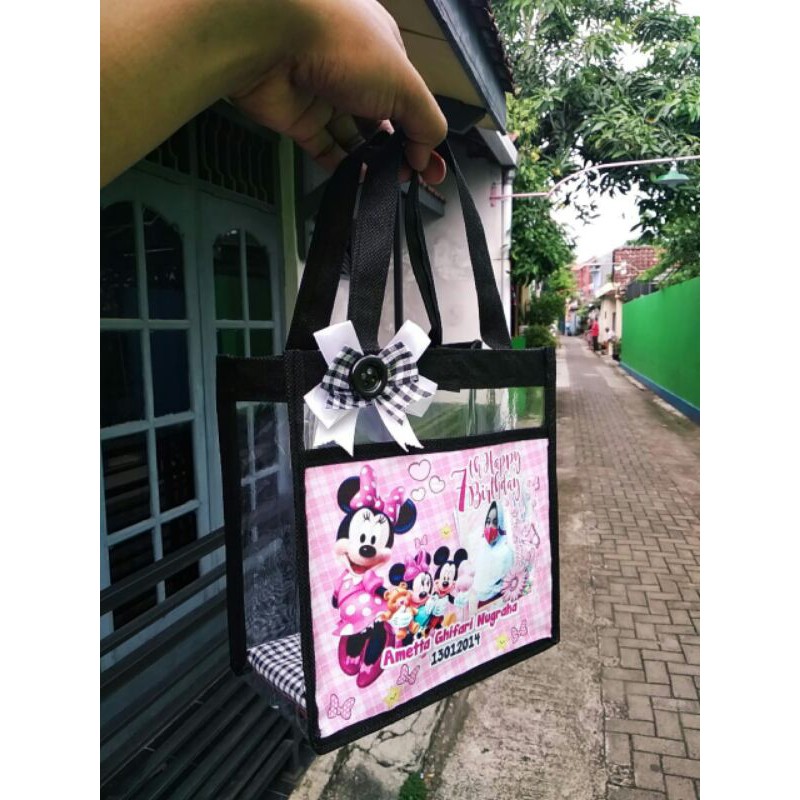 

35x30x10 Tanpa Min Order!! Free Desain! Free Nama Teman2!! Tas Ultah paling Murah! Tas Ultah Anak!!