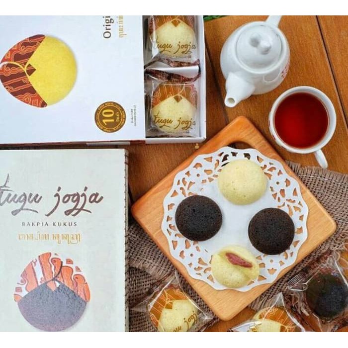 

Bakpia Tugu Jogja Special Kukus Isi 10 Free Packing Aman Bubble Wrap