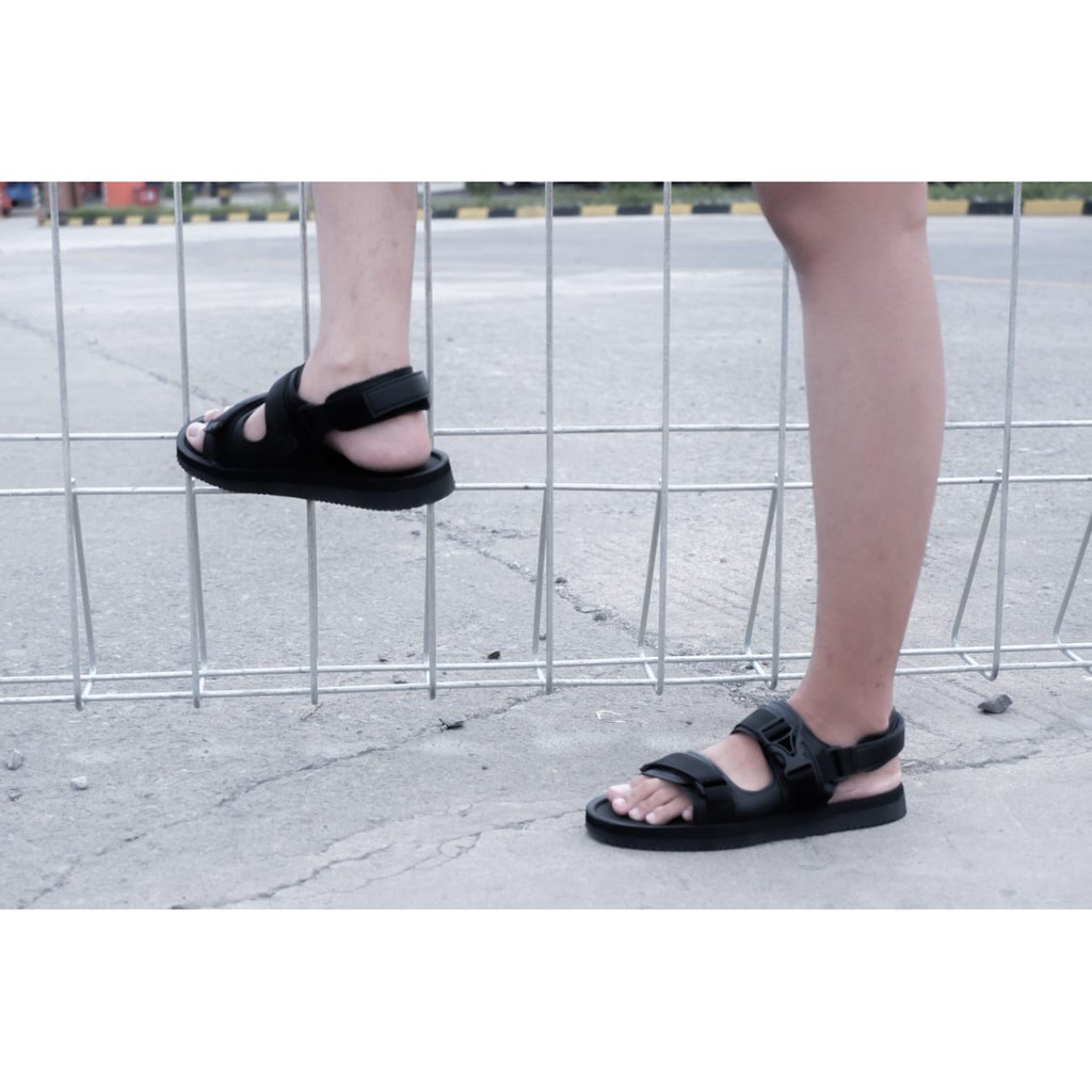 sandal wanita kasual volkerfootwear sandal gunung / cutter full black