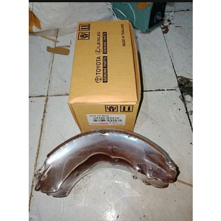 kampas rem belakang avanza