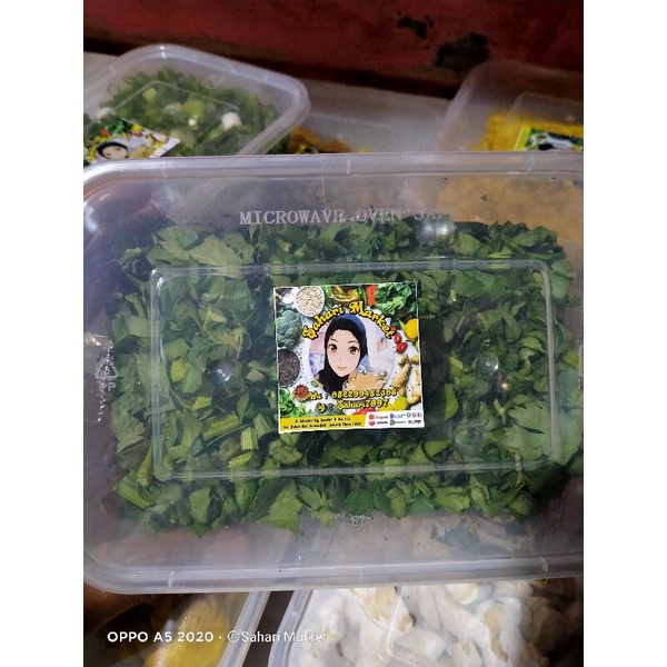

Daun Seledri Potong