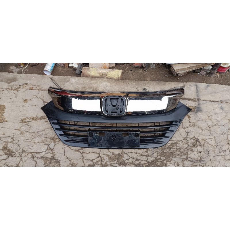 grill hrv facelift 2020