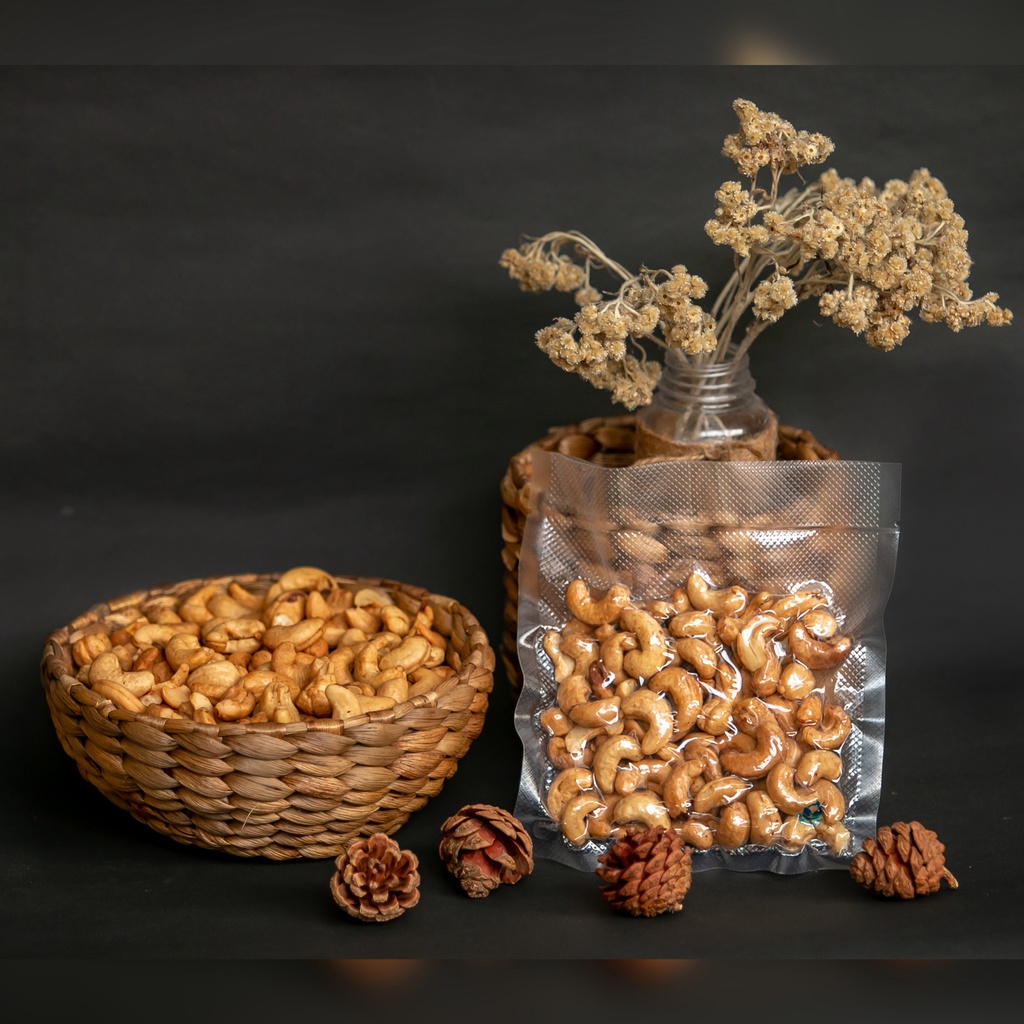 

Kacang Mede Mete Matang Goreng Kwalitas Super Original Dijamin Enak