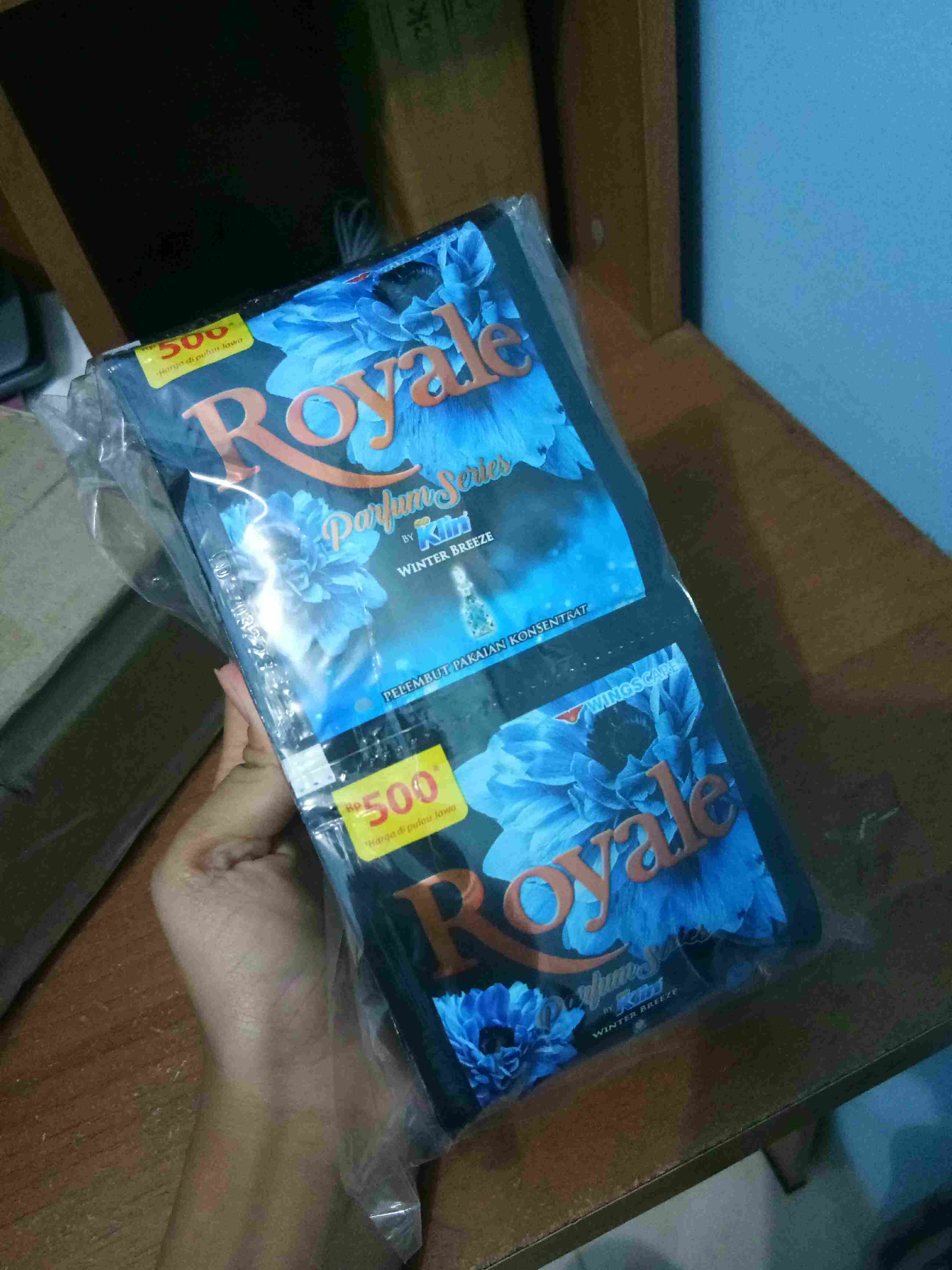 Royale Farpum Series Renteng (isi 12 Sachet)