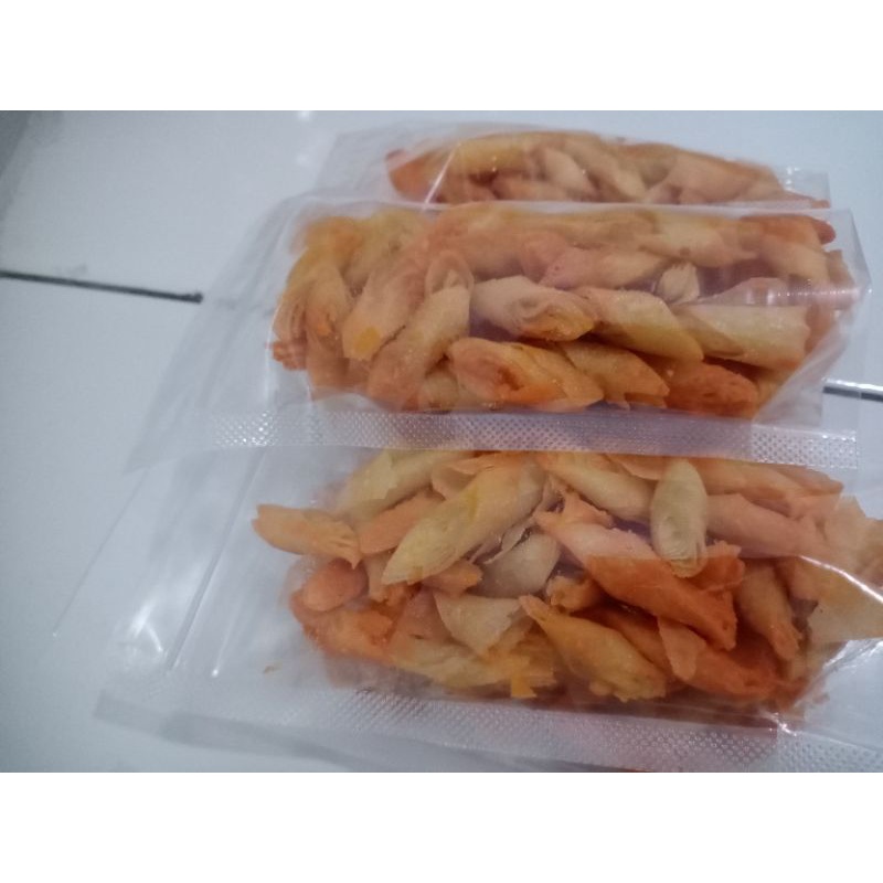 

cemilan goceng (5rb)