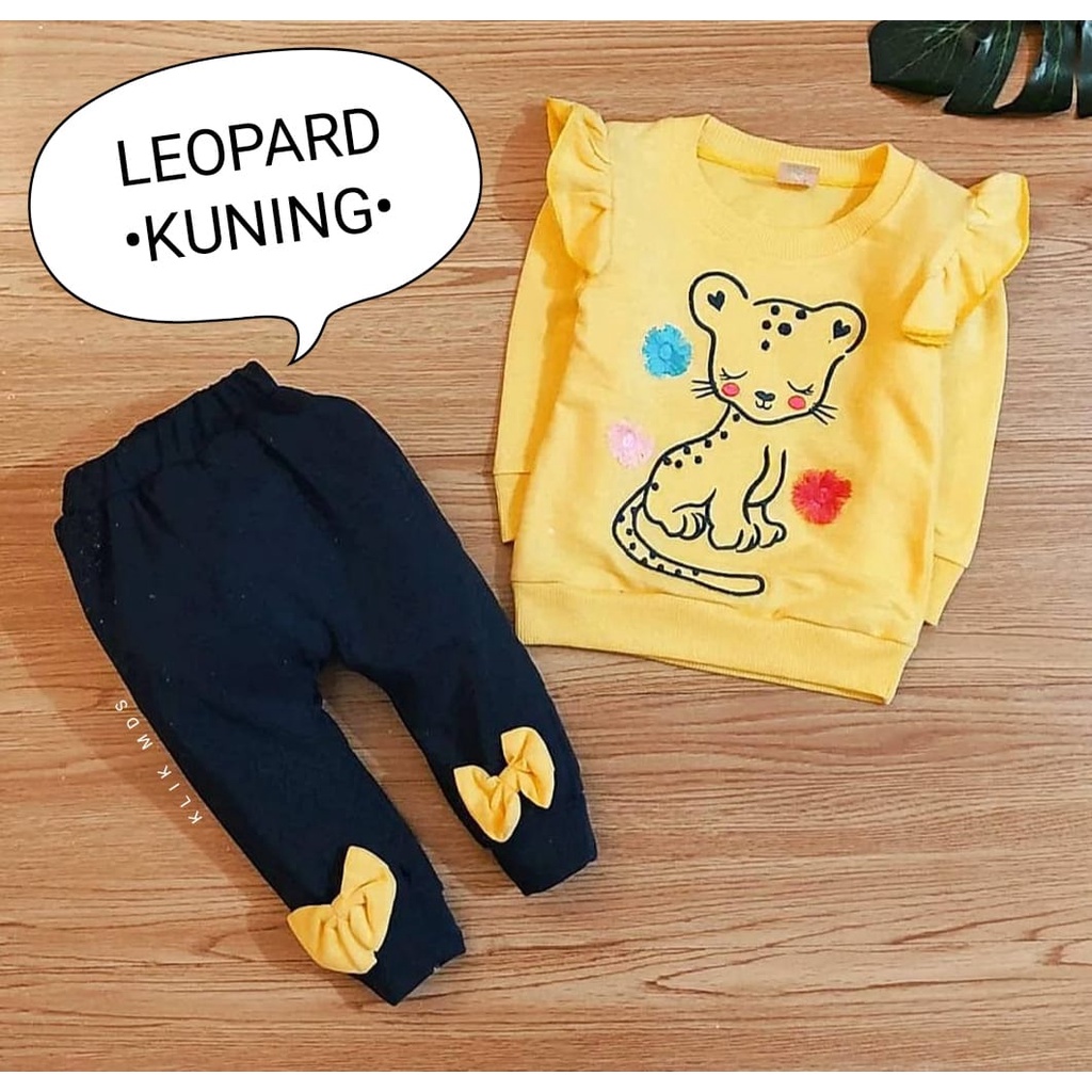 Baju Bayi Perempuan Setelan Atasan Dan Celana Motif King Giraffe 1 Ukuran