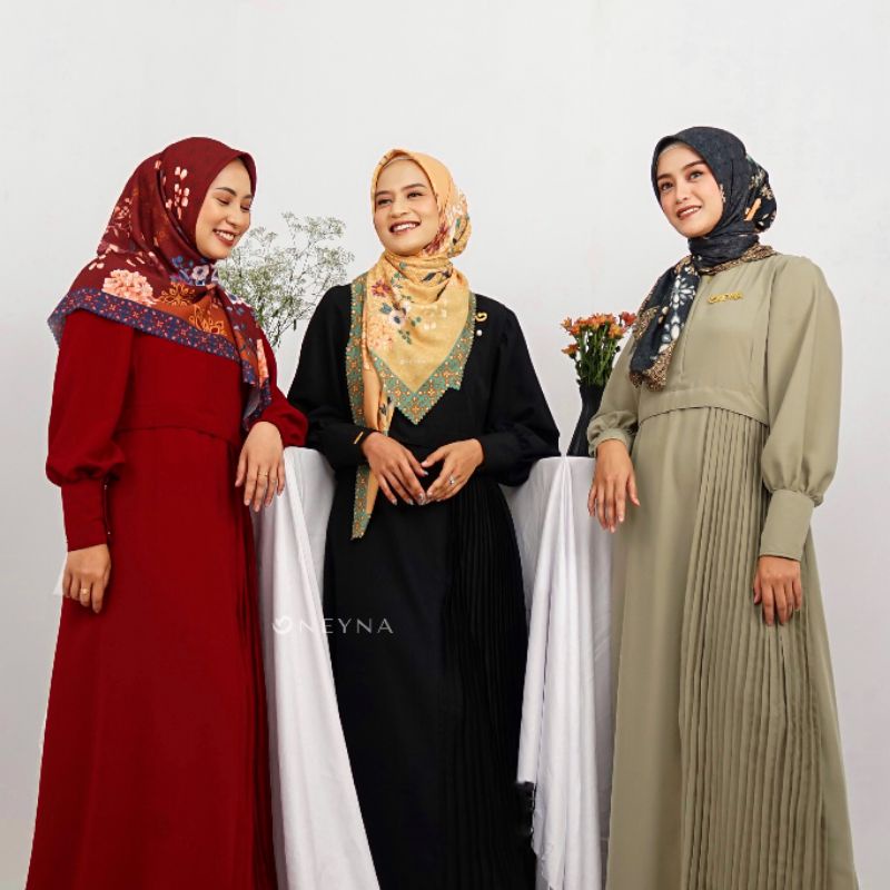 GAMIS QUEENARA by NEYNA