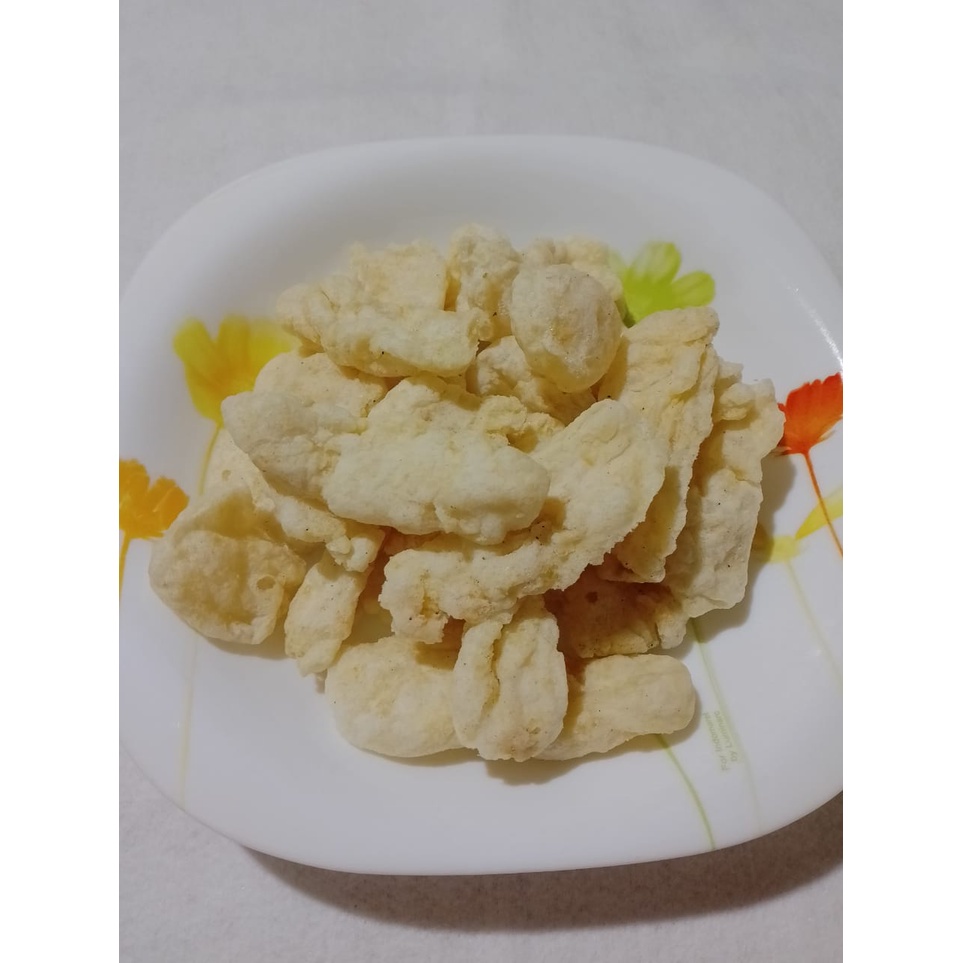 

Topingan baso aci kerupuk lidah cuanki