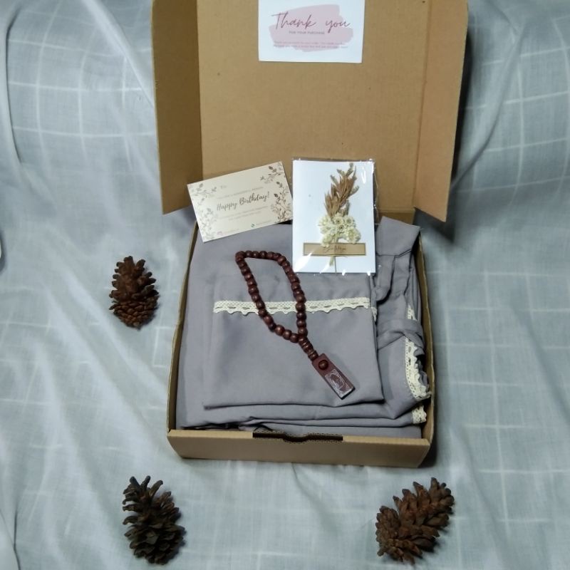 Kado isi mukena + tasbih / hampers mukena + tasbih / kado cewek
