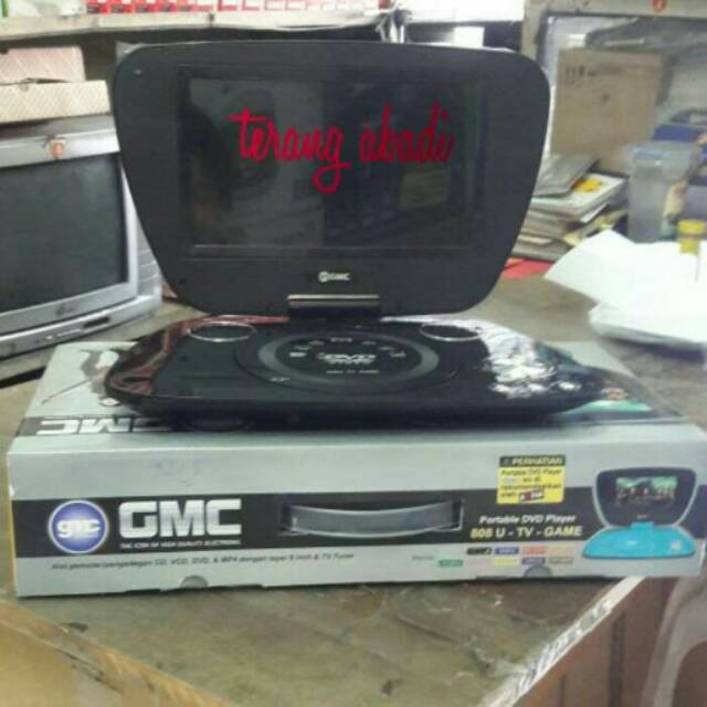 DVD PORTEBLE GMC 9INC DVD PLAYER/TV/GAME