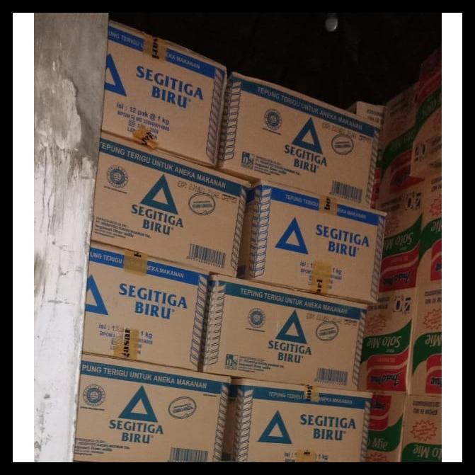 

TERBARUU!! Tepung Terigu Segitiga Biru 1 Kg, 1 dus TERLARIS