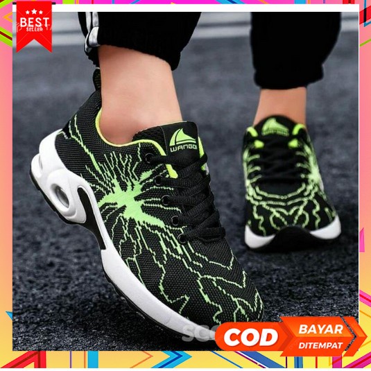 Sepatu Cowok Keren Model Terbaru 2022 Import 100% Motif Korea Kekinian Sepatu Olahraga Pria Cowok Co