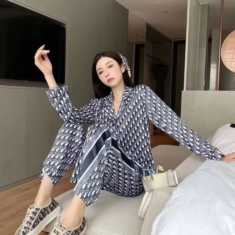 Baju Tidur Piyama Import D*OR Wanita Dewasa Setelan Lengan Panjang Kerah V-Neck Bahan Premium Longsleeves Kancing Busui not Daster Lingerie