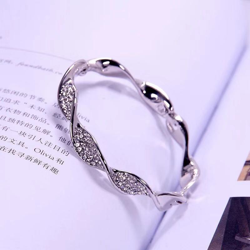 AZ032 Korea Gelang Wanita Titanium Steel Berlian Spiral Perhiasan Hadiah-7