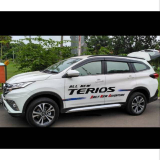 Aksesoris mobil daihatsu all new terios sticker mobil all new terios sticker body terios stiker