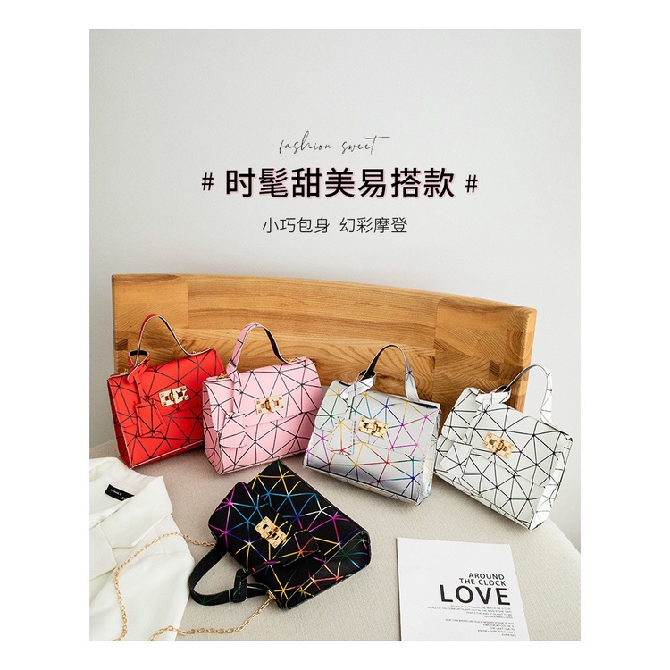 GrosirMart Tas Korea Selempang Warna Laser Segitiga Rantai DIagonal Tas Bahu Handbag Fashion Terbaru A3