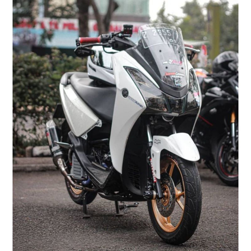 WINDSHIELD LEXI STANDART THAILAND/STANDART ALIGATOR. VISOR LEXI125