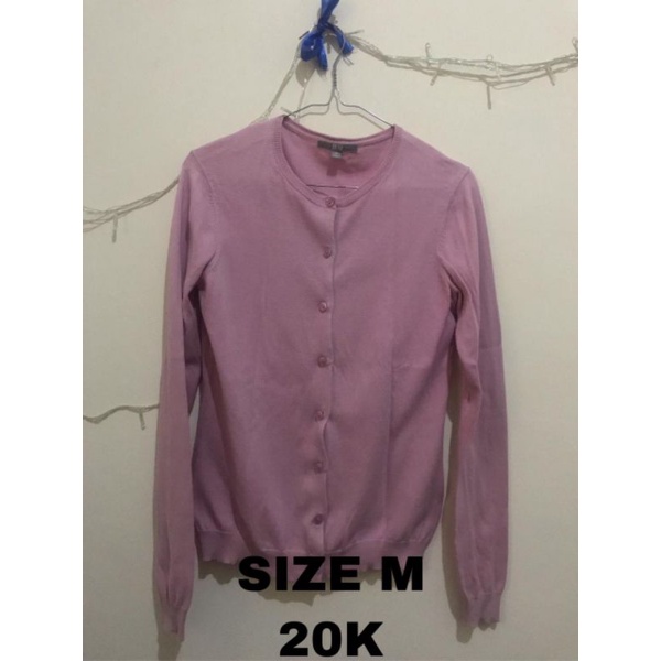 sweater rajut uniqlo