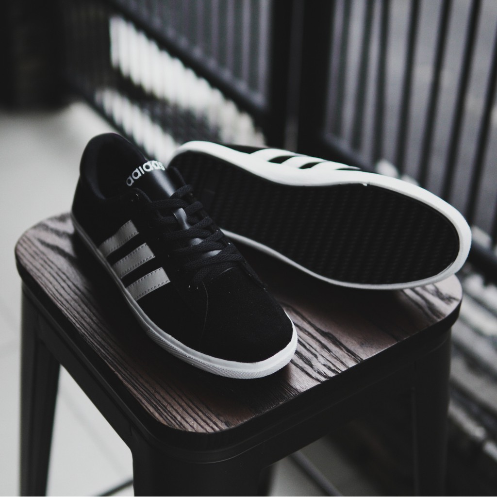 sepatu pria sneakers terhits adidas derby hitam grade ori  sepatu harian santai kuliah kerja trendy